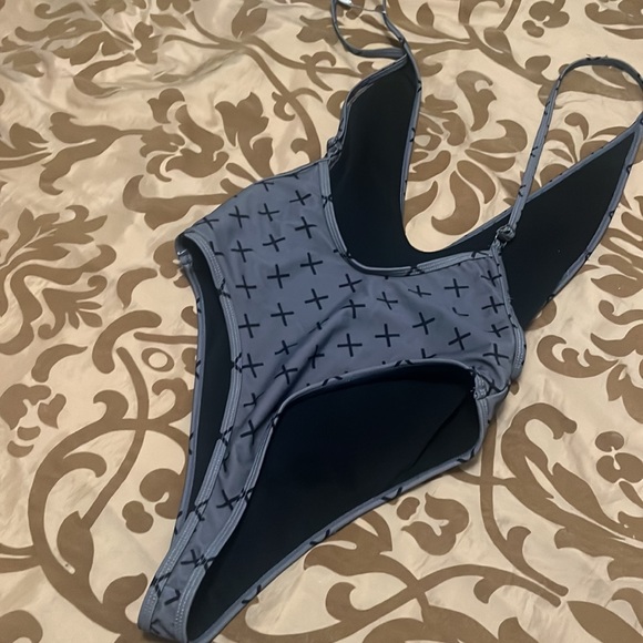 β π€ ββ’ π
 Boutine LA x LoGo Vibes π
β’ π€βπ€ - Picture 6 of 9